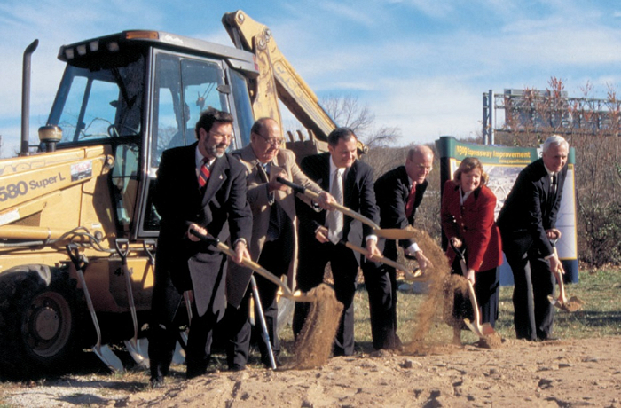 Picture of the groundbreaking ceremony for the start of the Fort Washington Expressway reconstruction project